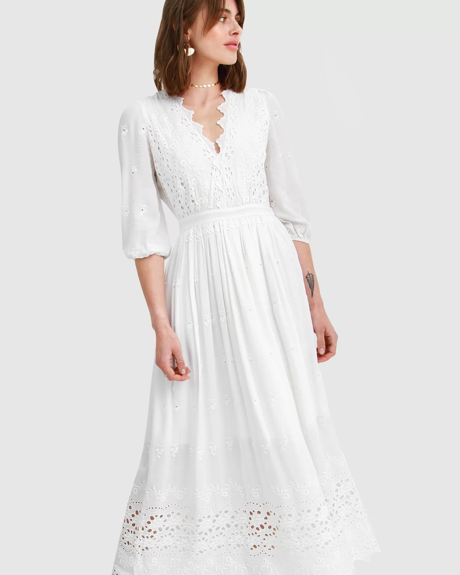 all_eyes_on_me_midi_dress__white_5-1.webp Belle & Bloom All Eyes On Me Midi Dress -