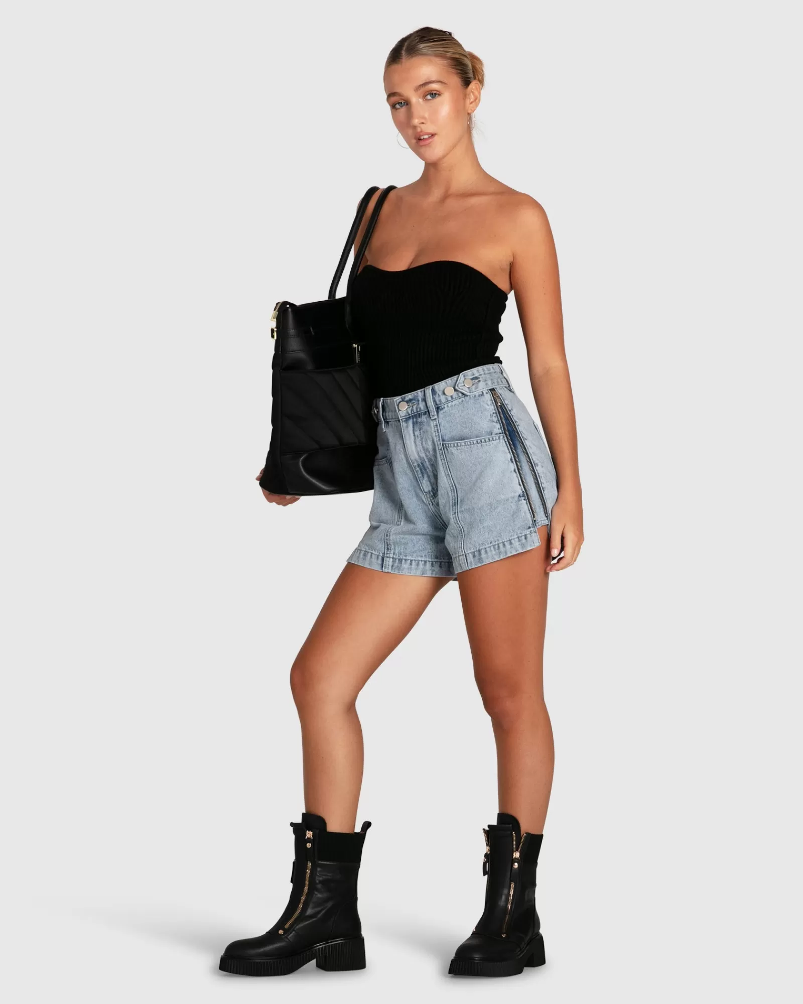 bring_the_heat_denim_shorts__stonewash_6-3.webp Belle & Bloom Bring The Heat Denim Shorts -