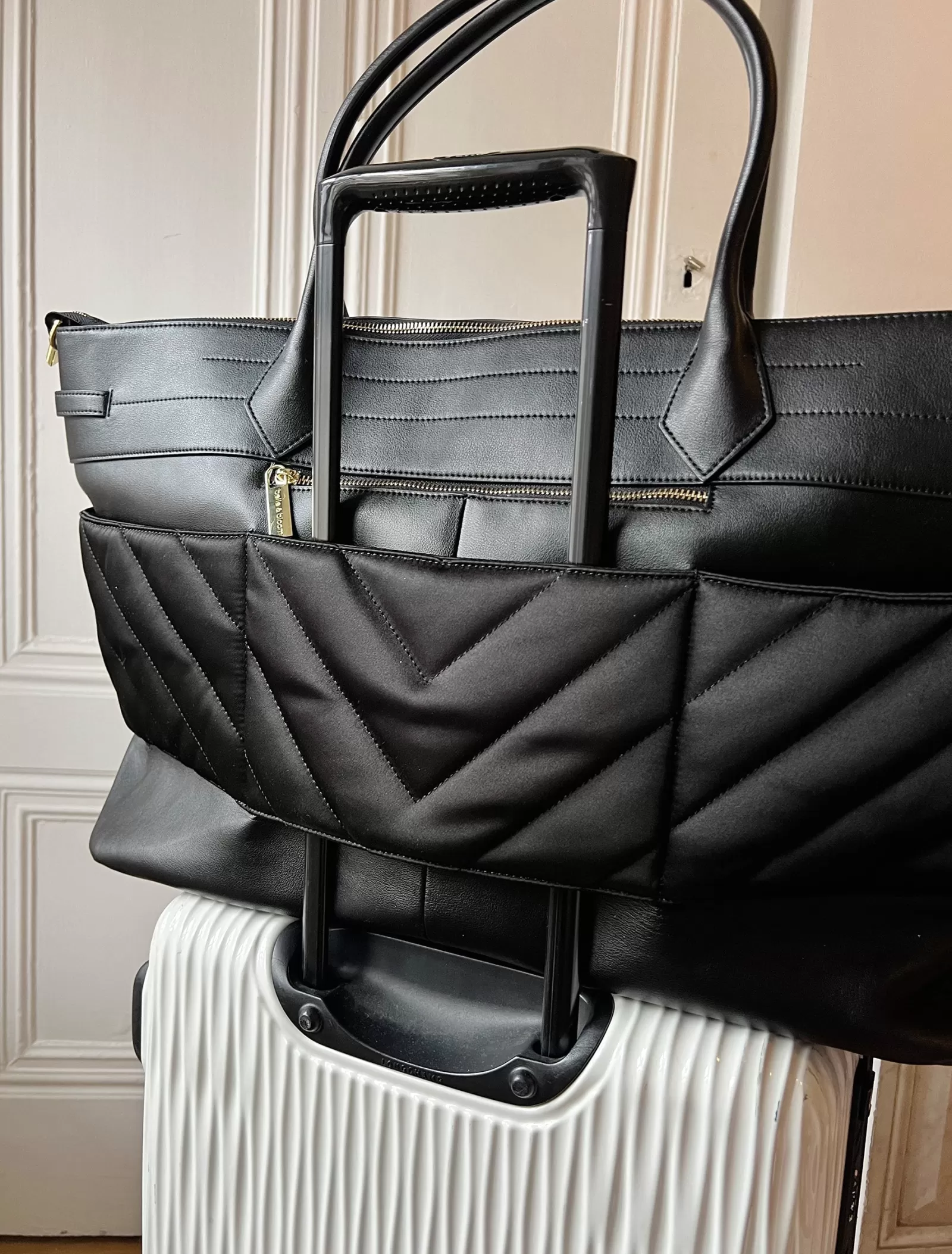 Belle & Bloom Meet Me in Paris Weekender Bag -