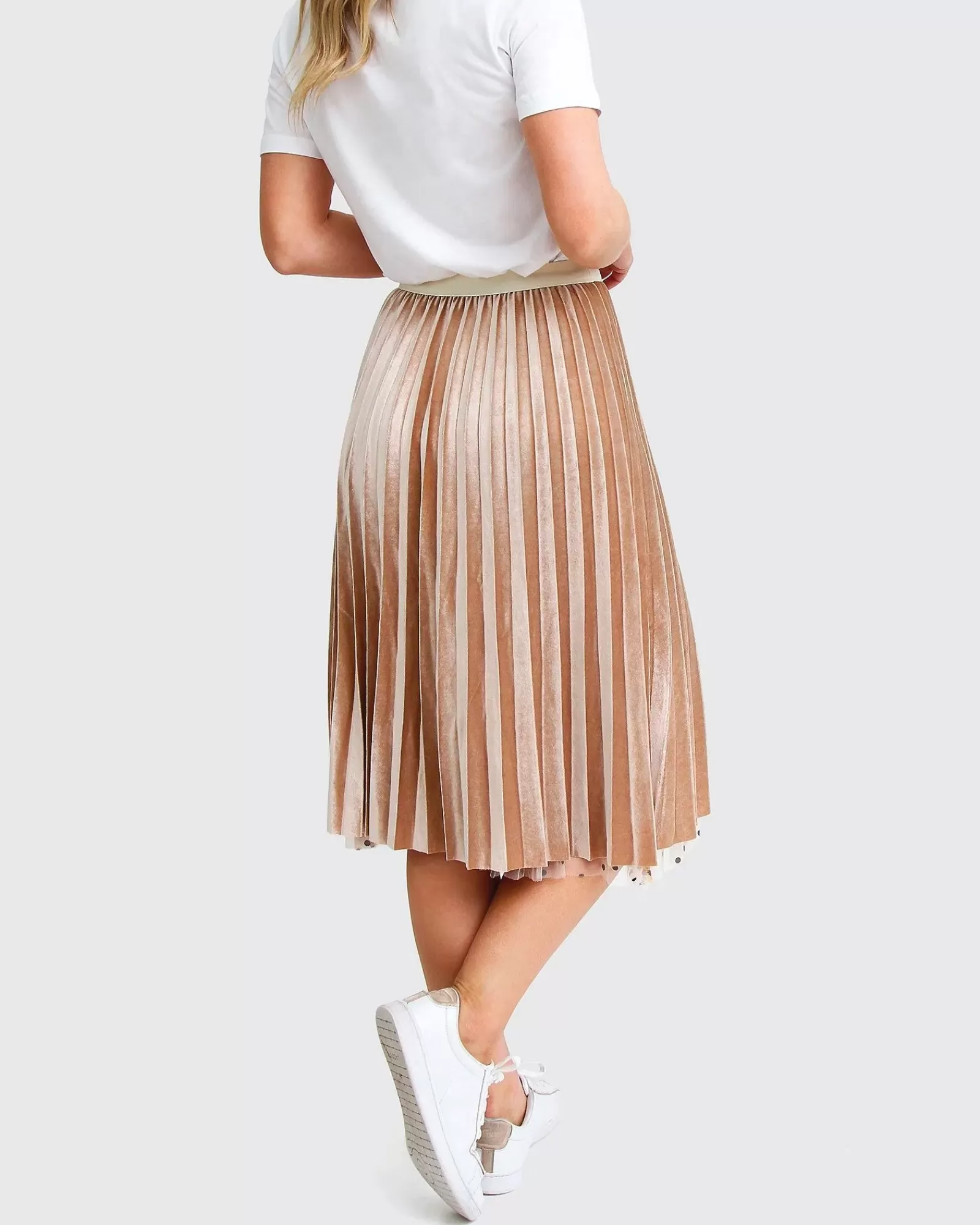 mixed_feeling_reversible_skirt__beige_6-3.webp Belle & Bloom Mixed Feeling Reversible Skirt -