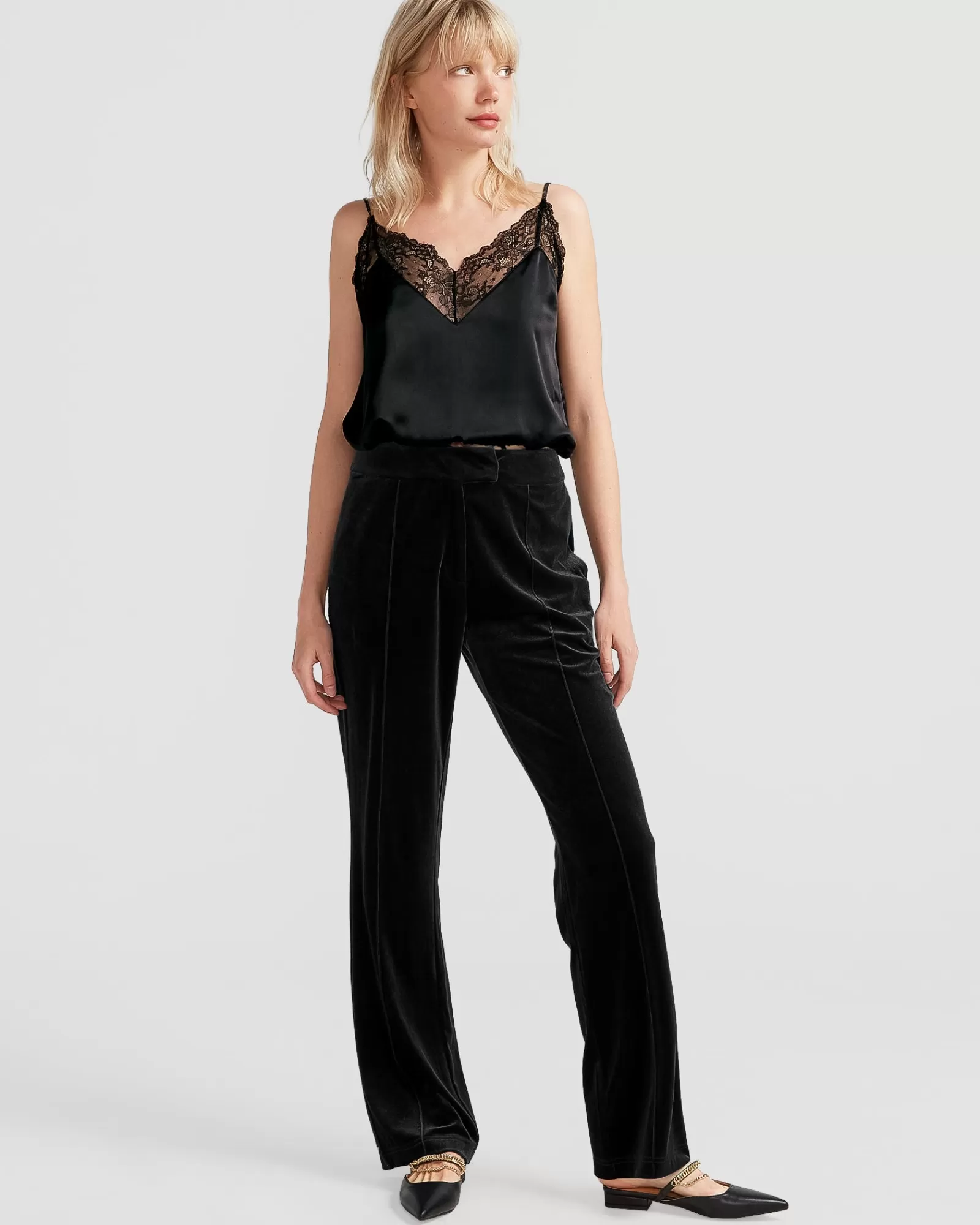 Belle & Bloom Reverie Velvet Pant -